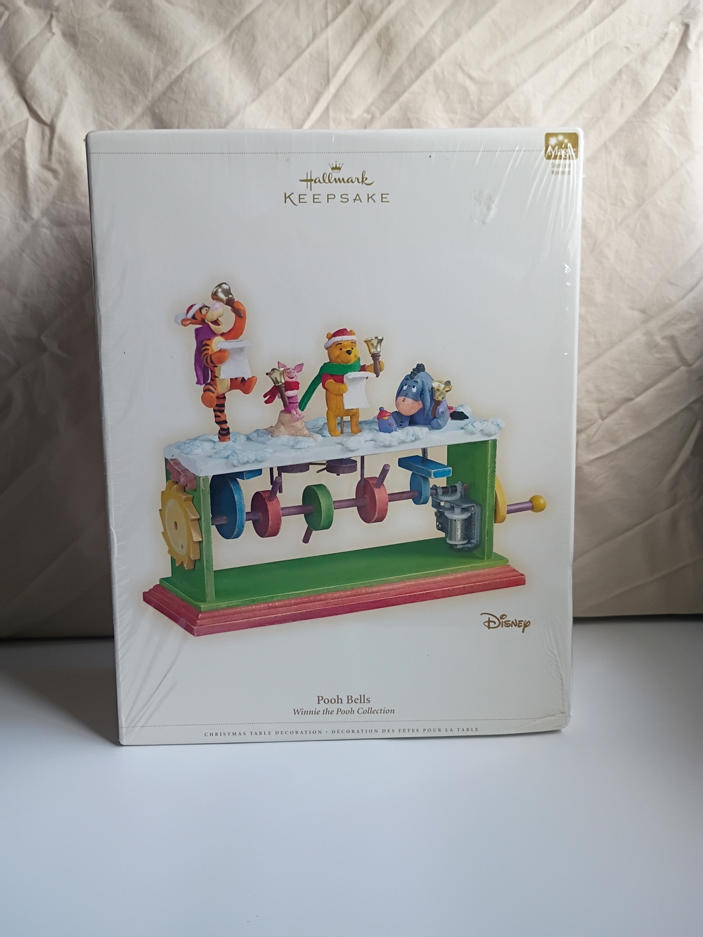 2006. "Pooh Bells" Winnie the Pooh Sound And Movement Display